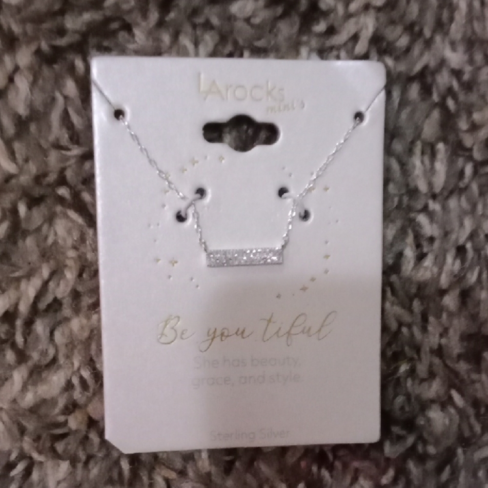 Rocks Silver Minimalist Necklace with Dainty Pendant